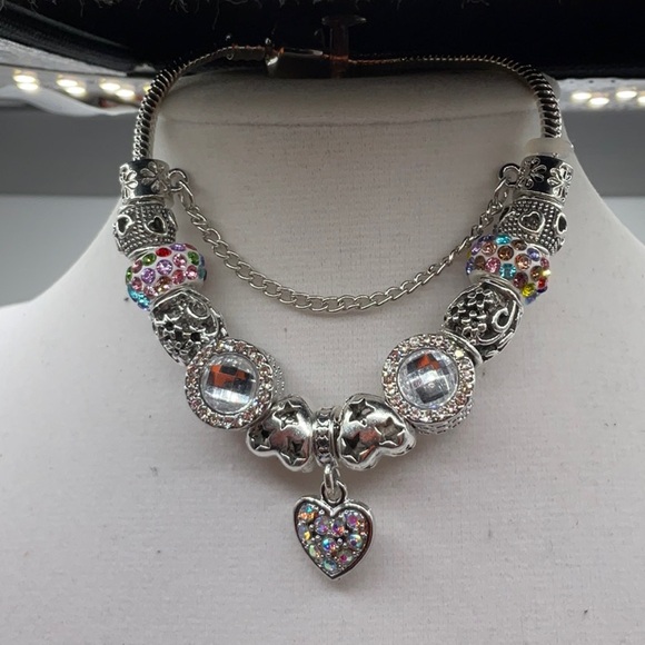 Charm Fashion Bracelet NWT - Picture 2 of 2